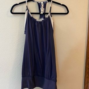 Lululemon 2 in 1 cami top with built in bra